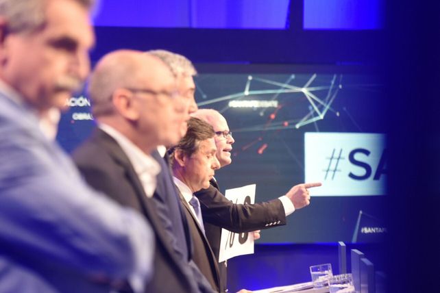 El pago de la deuda de Nación a Santa Fe, eje de acusaciones cruzadas en el debate