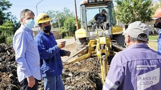 La Municipalidad realiza obras de agua, pavimento y desagües en Villa Hipódromo