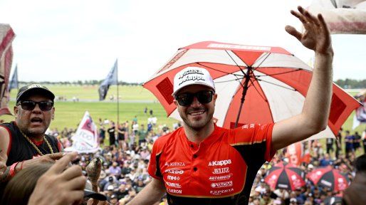 Canapino festejó su flamante título con su 6ª victoria del año