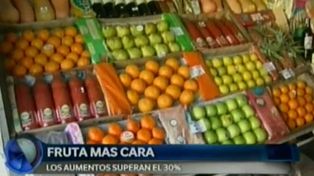 Las frutas de carozo están más caras y los aumentos superan el 30 por ciento