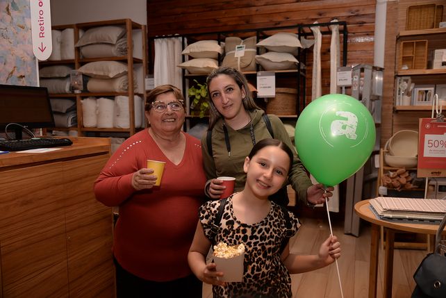 Zunilda Nievas, Maira Borace y Luisina Suárez  