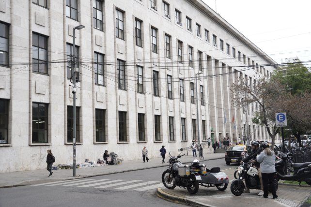 La jueza dejó de trabajar provisoriamente en los Tribunales provinciales.