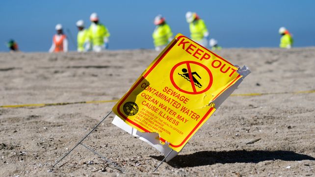 Cada vez más restricciones en las playas de California por el derrame de petróleo