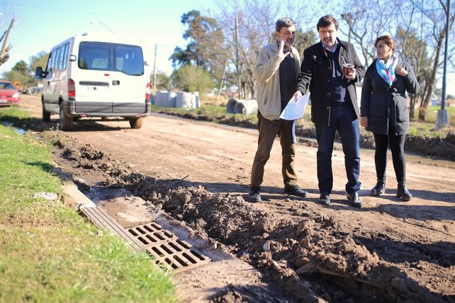 El desagüe en barrio La Esmeralda avanza a buen ritmo