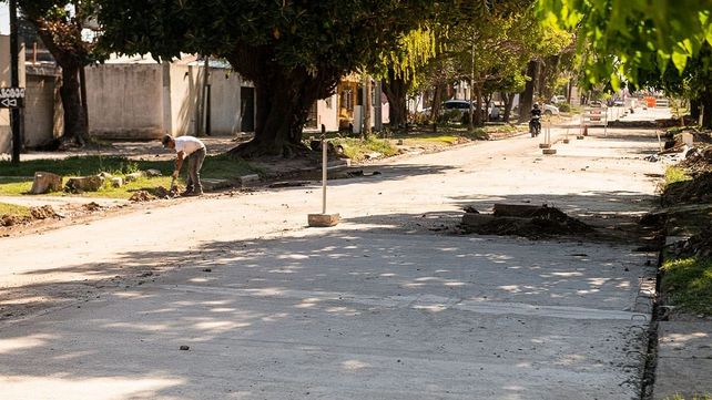 Avanza la recuperación integral de calle Santos Domínguez