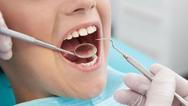 Eliminá las molestias de las caries con un método natural
