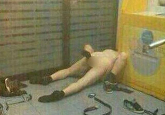 Sorprendidos teniendo sexo en el cajero