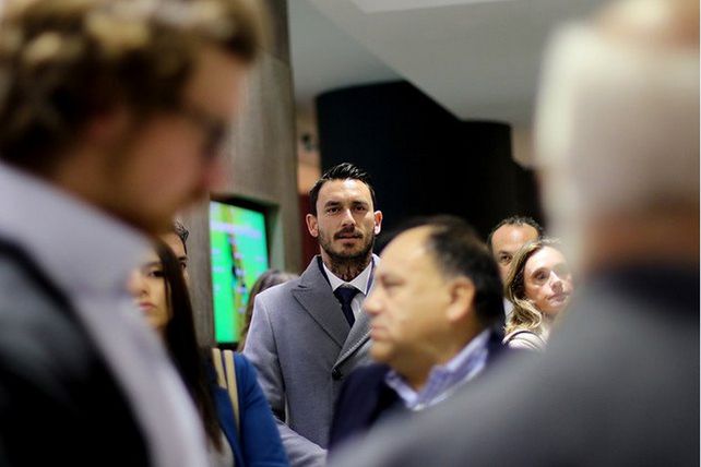 Colón, el único posible destino de Mauricio Pinilla