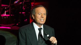 Julio Iglesias vende sus apreciados lotes en Miami