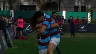 Festeja Manuel Nogués su try al final del primer tiempo. Plaza lo ganó con sufrimiento ante el último Pucará.