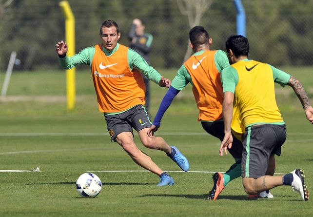 Se pone a punto. Marco jugará en el ataque.
