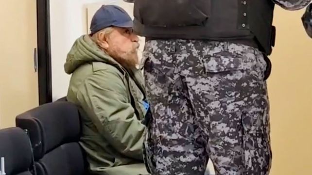 El hombre que mató a su pareja y se presentó 22 años después se llama Ramón Ángel Abregú.