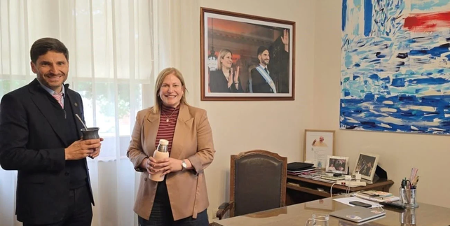 Maximiliano Pullaro y Gisela Scaglia, dos politólogos egresados de la UNR que estarán presentes en el congreso de la Saap. 