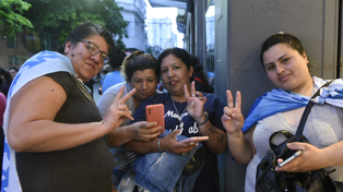 Elecciones. El búnker de UxP en Rosario era el más nutrido