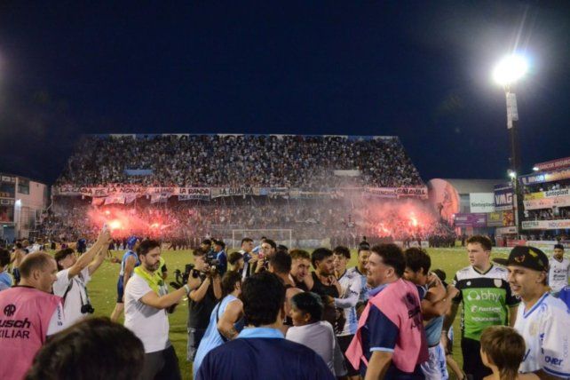 Atlético de Rafaela volvió a su lugar: ascenso, identidad y una fiesta inolvidable en Alberdi