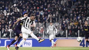 El Pipita Higuaín se descargó en las redes sociales por su penal errado
