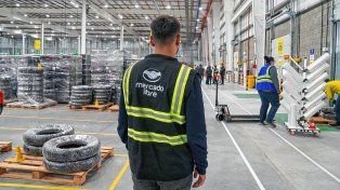 Mercado Libre inaugura en Escobar su mayor centro de almacenamiento de Argentina