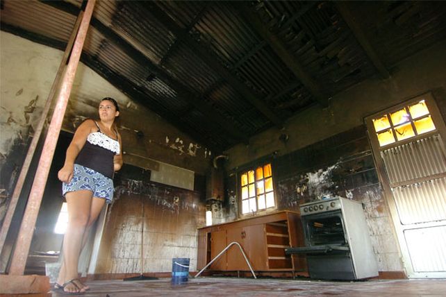 Sauce Viejo: entraron a robar  y les prendieron fuego la casa