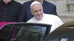 Francisco pidió que no viajen a Roma y gasten el dinero en ayudar a los más necesitados