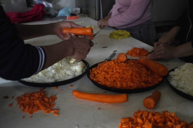 Ayuda alimentaria: por el precio de la comida y la falta de fondos, cierran comedores comunitarios
