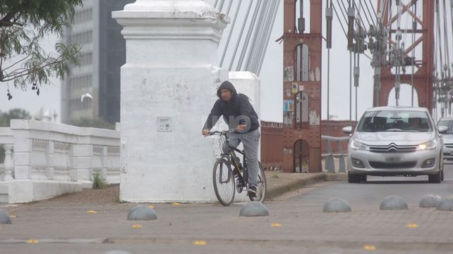 Con pronóstico de lluvias, el frío promete volver a instalarse en Santa Fe y la región en los próximos días