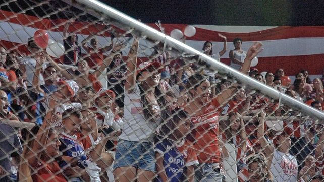 ¿Cuántos partidos verían los hinchas de Unión a su equipo?