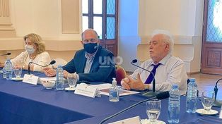 La conferencia de prensa tuvo lugar en Casa de Gobierno de la provincia