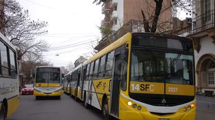 Sigue el paro de colectivos hasta el miércoles al mediodía