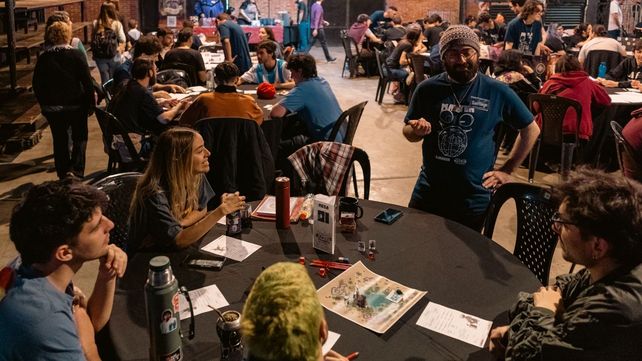 Juegos de mesa modernos: la actividad recreativa del momento que se celebrá con una gran convención en Rosario