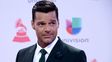 ricky martin sera pareja de versace en una serie de fx