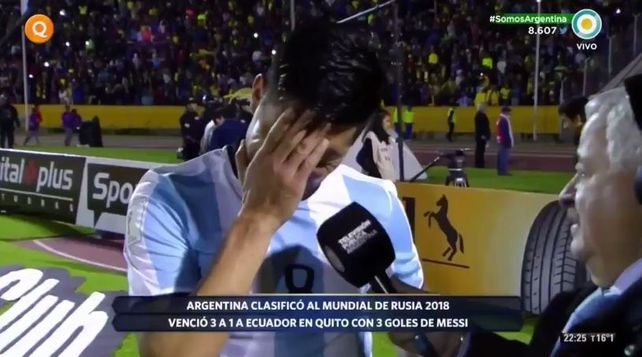 Sufrimos de verdad, no es cuento esto, se quebró Enzo Pérez que lloró ante la cámara