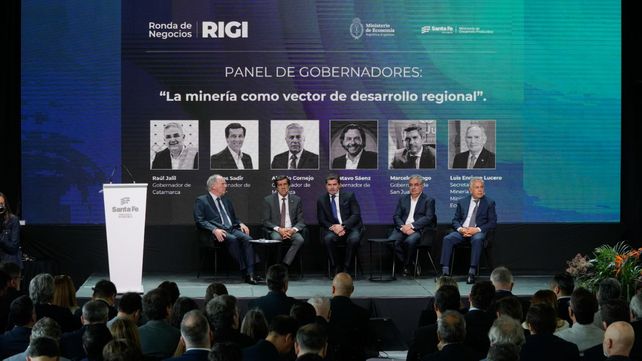 Los gobernadores Raúl Jalil