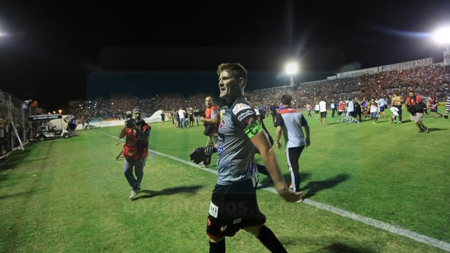 Gloria mayor. El 6 de diciembre Patronato ascendió a la elite. Bértoli fue clave en esa conquista.