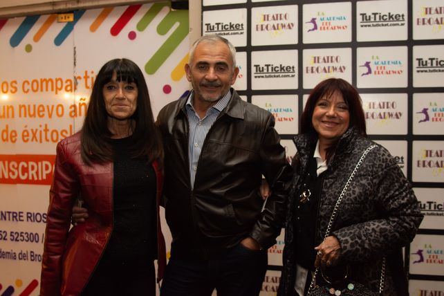 Adriana Cinalgui, Oscar Deana y Mirian Arango