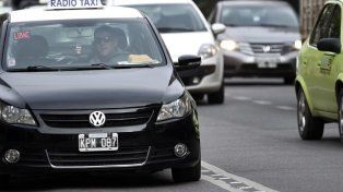 La Municipalidad de Santa Fe abre la inscripción para acceder a 380 licencias de taxis y remises