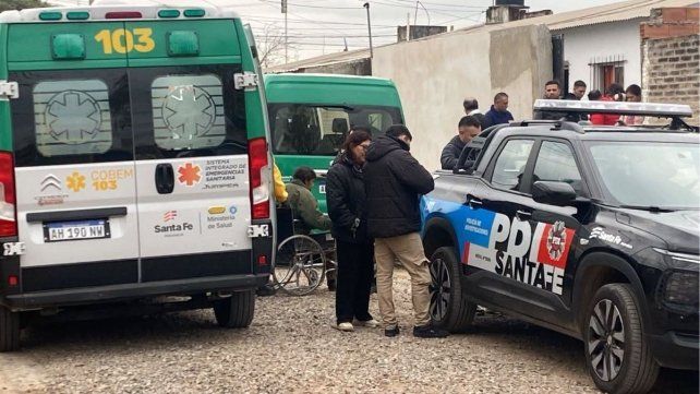 Adultos mayores rescatados del hogar clandestino incendiado seguirán en el parador municipal por orden de Fiscalía