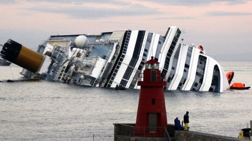 Detectan coca&iacute;na en el pelo del capit&aacute;n del crucero encallado en Italia