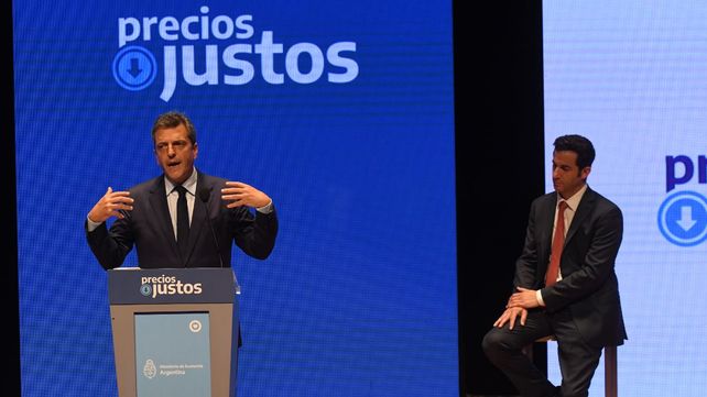 El ministro Sergio Massa junto a Matías Tombolini en el lanzamiento del programa.