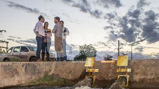 Emergencia hídrica: José Corral recorrió Colastiné Norte