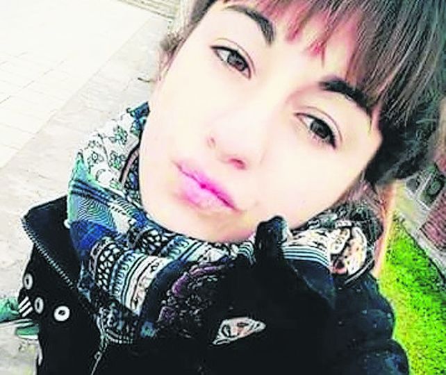 Lucía bernaola. La chica de 17 años asesinada en el siniestro vial.