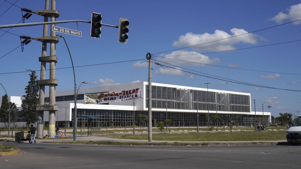 Ofreció $100 mil a policías para que se fueran de la zona del Hospital Regional Sur porque "estorbaban a los clientes"