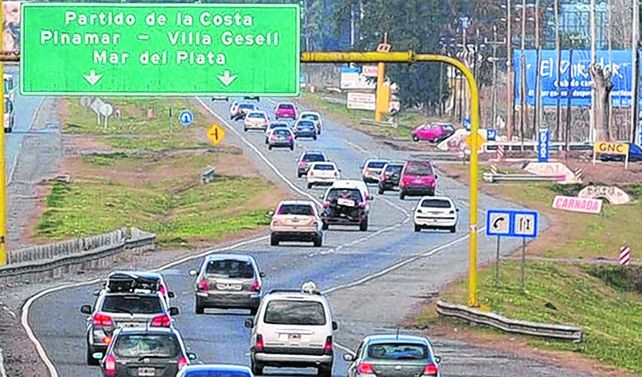 rutas argentinas. La Interbalnearia. Los feriados puente serían 24 de abril