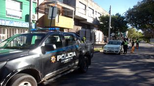 Policías aislados por tener contacto con casos sospechosos