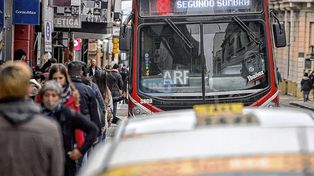 Reunión. La semana pasada usuarios y entidades defensoras de derechos protestaron durante la sesión.&nbsp;