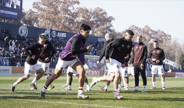 Lollo y Banega encabezan uno de los trabajos precompetitivos. Para el Ogro