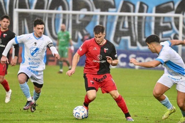 Castro, tras su debut goleador en Colón: Estas cosas no pueden pasarnos Castro, tras su debut goleador en Colón: Estas cosas no pueden pasarnos