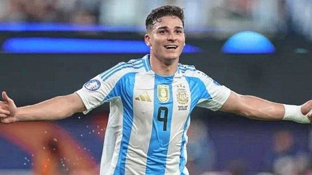 Julián Álvarez podría jugar en el Atlético de Madrid.