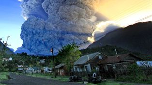 Chile: se reactiv&oacute; el volc&aacute;n Chait&eacute;n y hay temor por nubes de cenizas del lado argentino