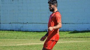 Brian Nievas se sumó a los entrenamientos de Patronato.