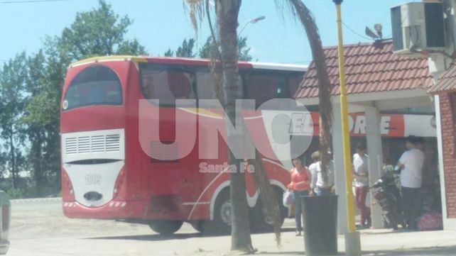 Atraparon a un exhibicionista en un micro de larga distancia